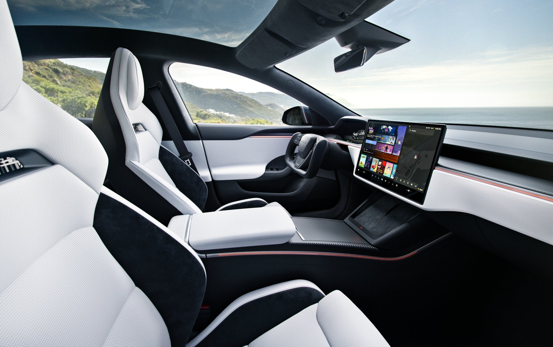 2025 Tesla Model S Plaid detail